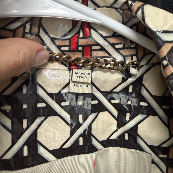 Burberry Women's Patterned Trench Coat in Beige and Red - Picture 4 of 7